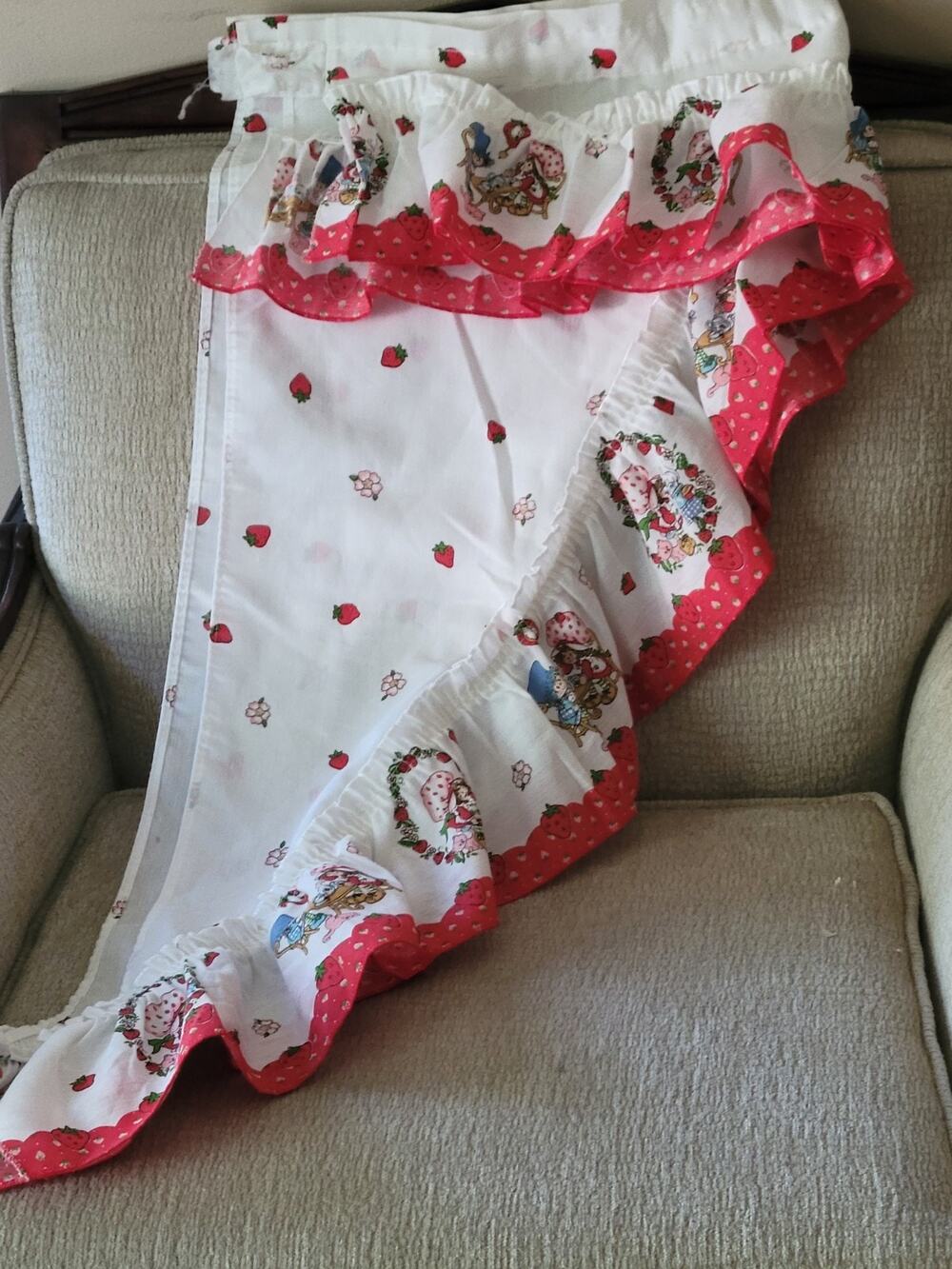 Vintage Strawberry Shortcake Curtains And Valence